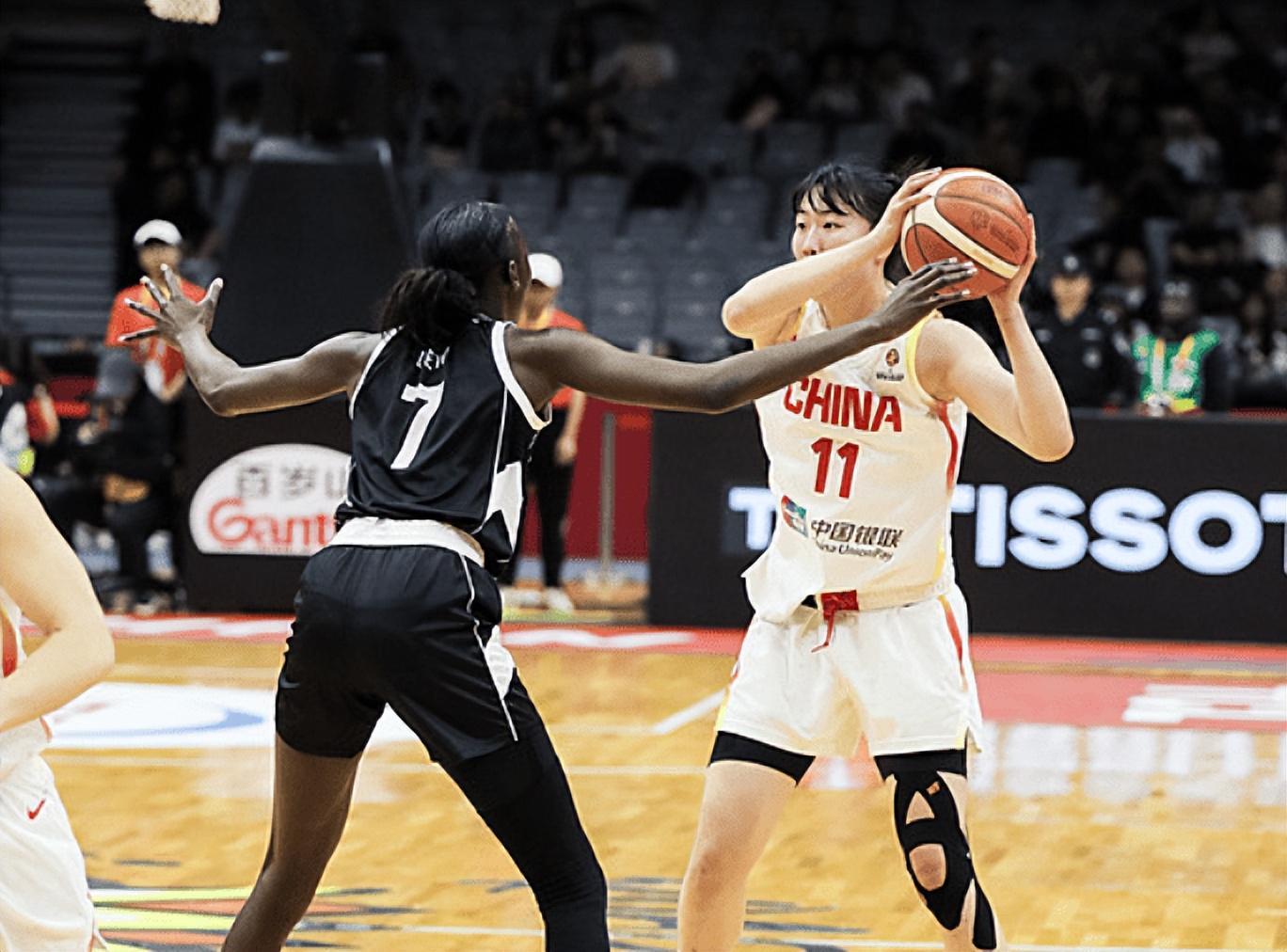 世界杯直播观看-辜负宫鲁鸣！14分钟3分2失误，空位不进，29岁的她怎么进国家队的